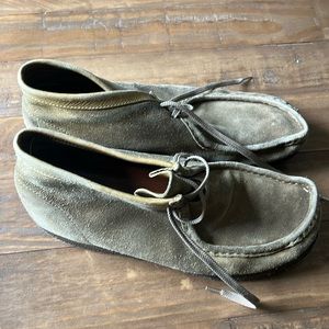 Clarks Wallabies-10.5